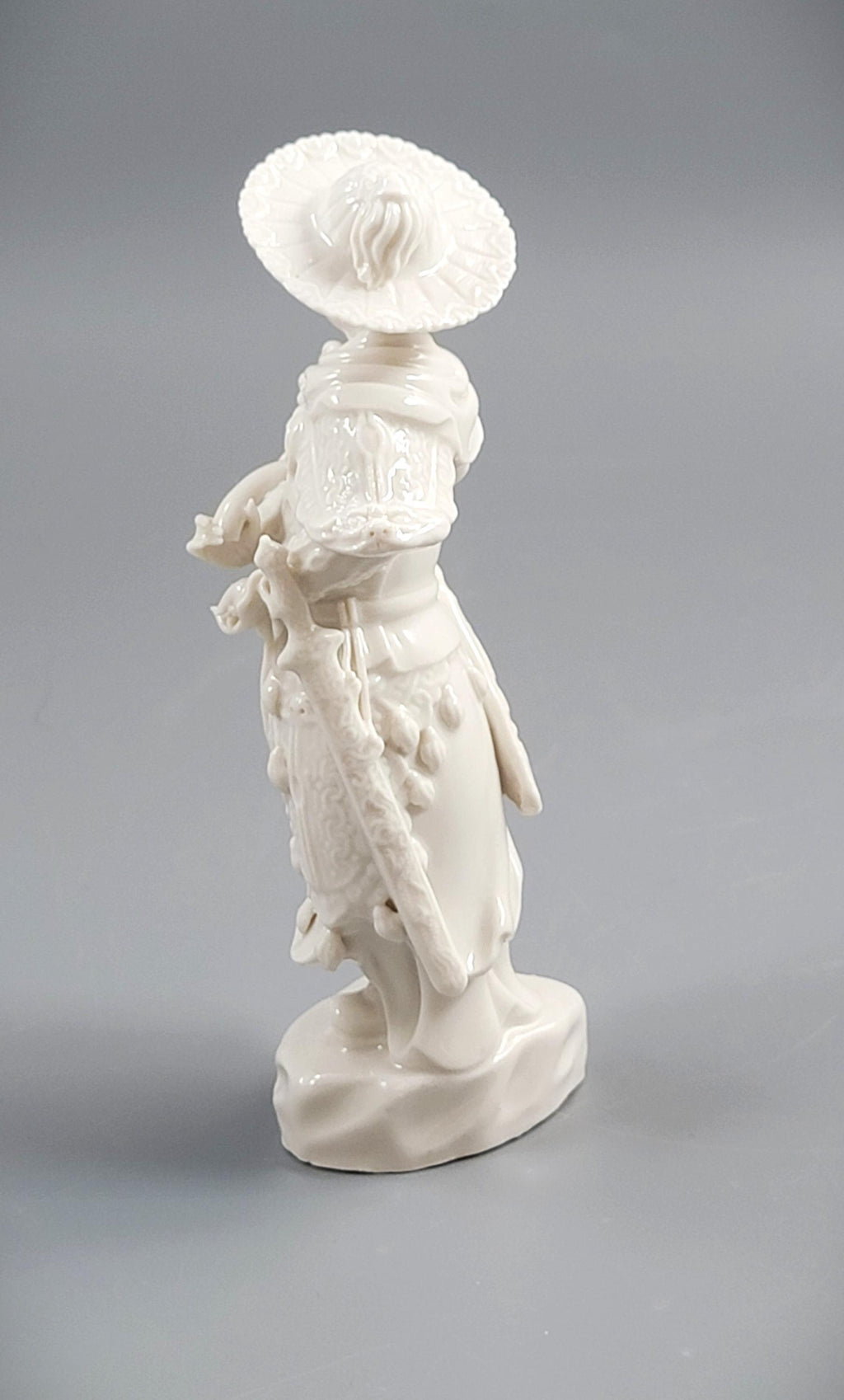 Dehua Blanc de Chine Huntress (Female Archer) on Rocky Base, c.1890