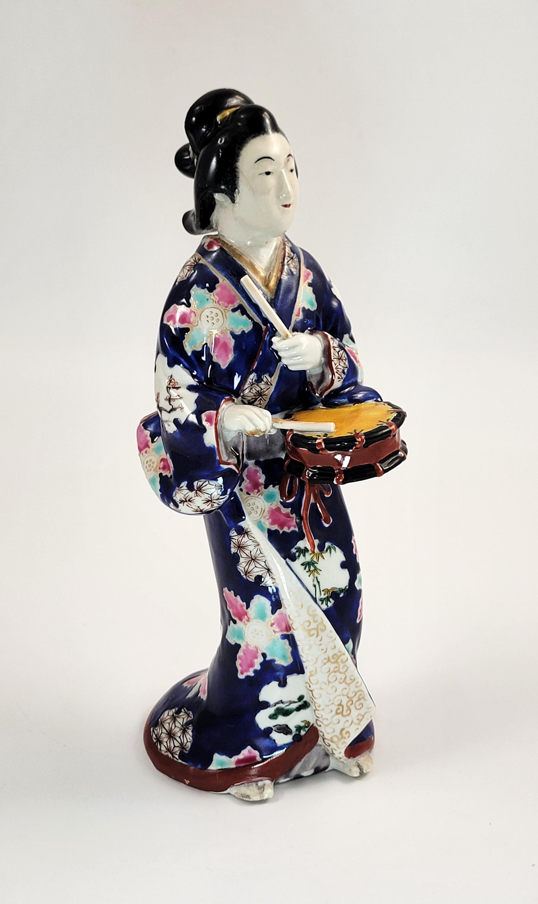 Antique Japanese Kutani Bijin Musician with Shime-Daiko, Meiji c. 1890