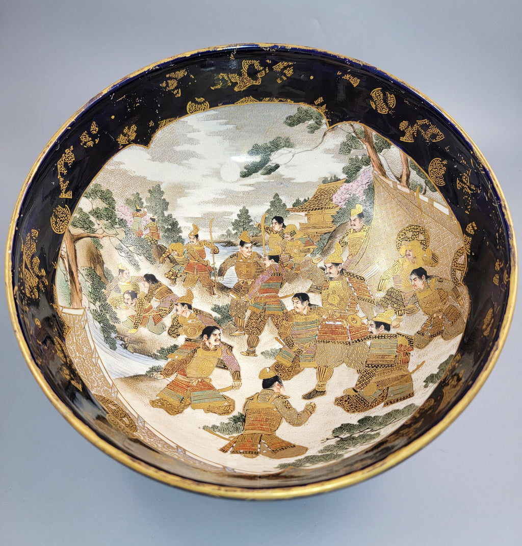 Kinkozan Kyoto Satsuma Bowl — Samurai Night Battle, Shimazu Crest, c.1900