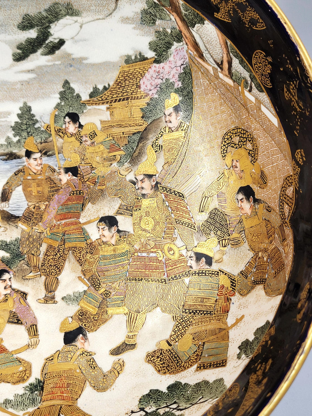 Kinkozan Kyoto Satsuma Bowl — Samurai Night Battle, Shimazu Crest, c.1900
