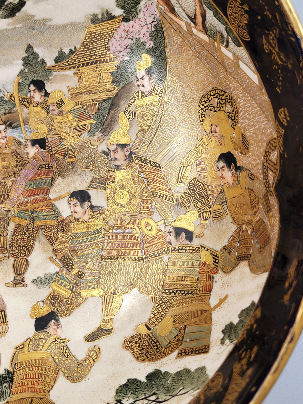 Kinkozan Kyoto Satsuma Bowl — Samurai Night Battle, Shimazu Crest, c.1900