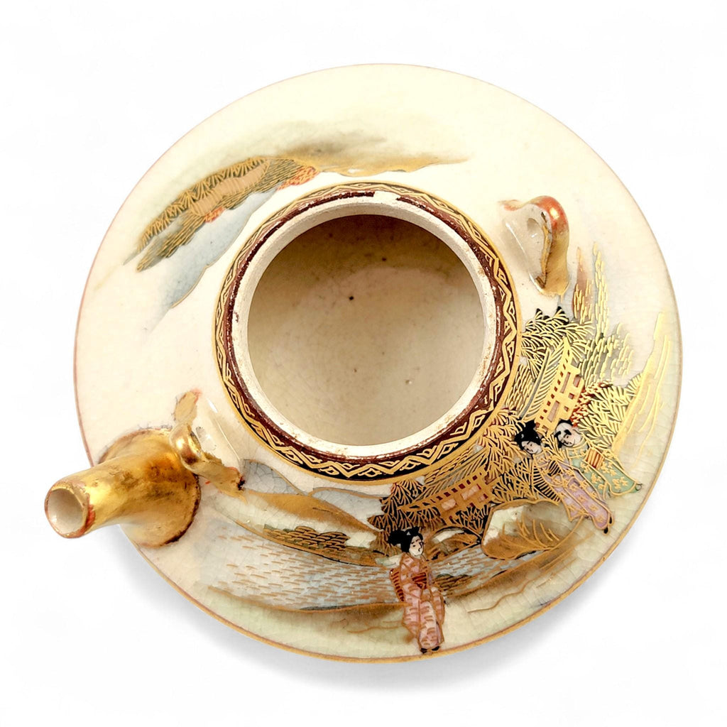Antique Kyoto Satsuma koro incense burner with bijin ladies scene, Kotobuki-dō workshop, Meiji Japan c. 1890, hand painted, crackle glaze
