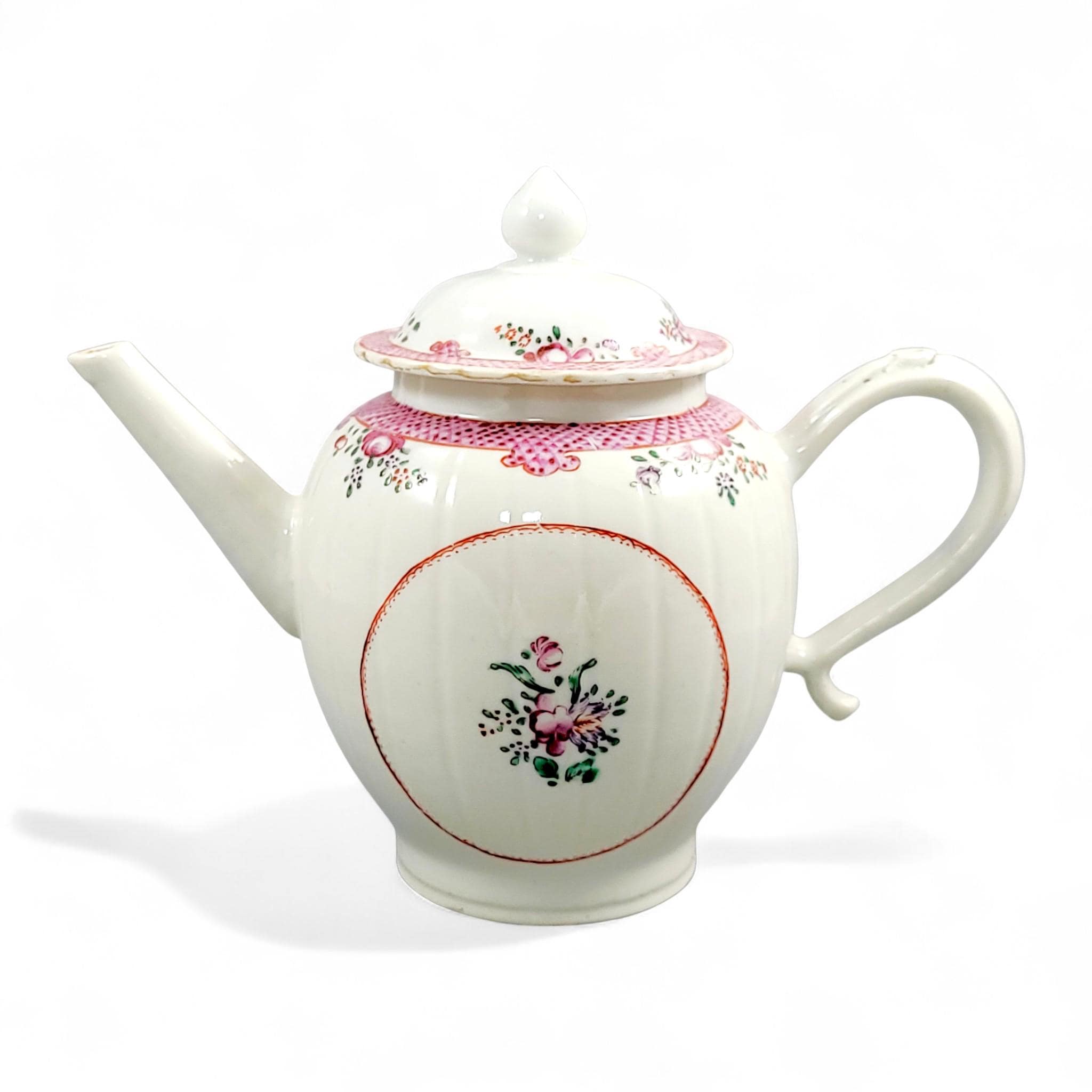 Antique Chinese export famille rose teapot, Qianlong period c.1740–60, floral rococo pink trellis, porcelain hand-painted tea ware