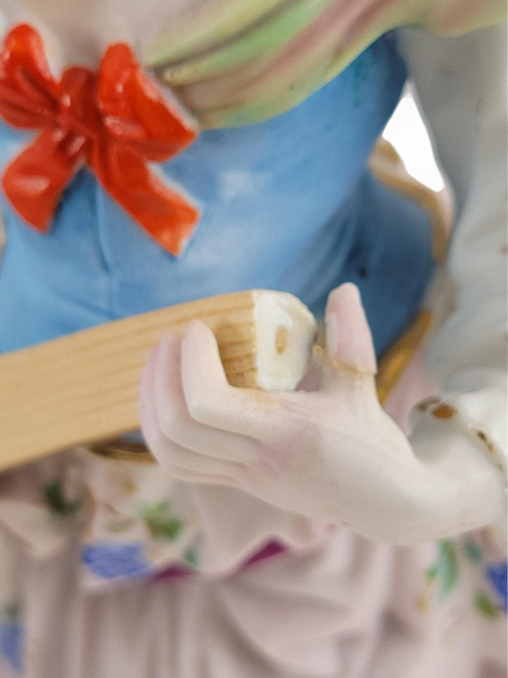 Rare French Porcelain Figures, Musical Couple in the Vion et Baury Style, Paris c. 1870