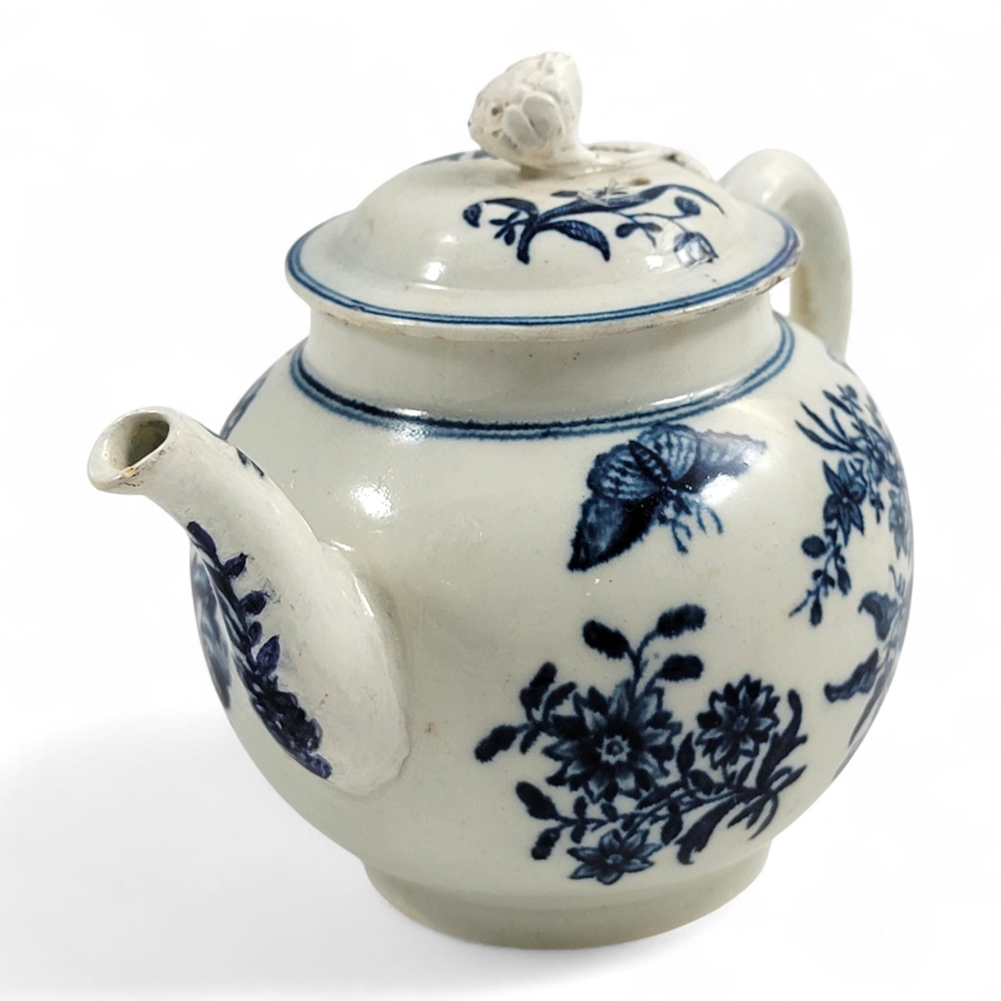 First Period Worcester Porcelain Teapot, Fence Pattern, c.1760, Blue Crescent Mark