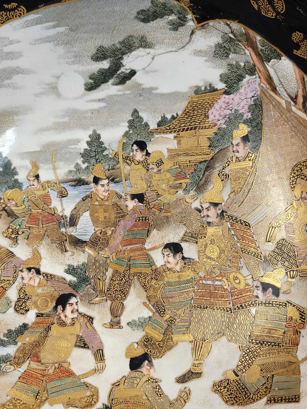Kinkozan Kyoto Satsuma Bowl — Samurai Night Battle, Shimazu Crest, c.1900