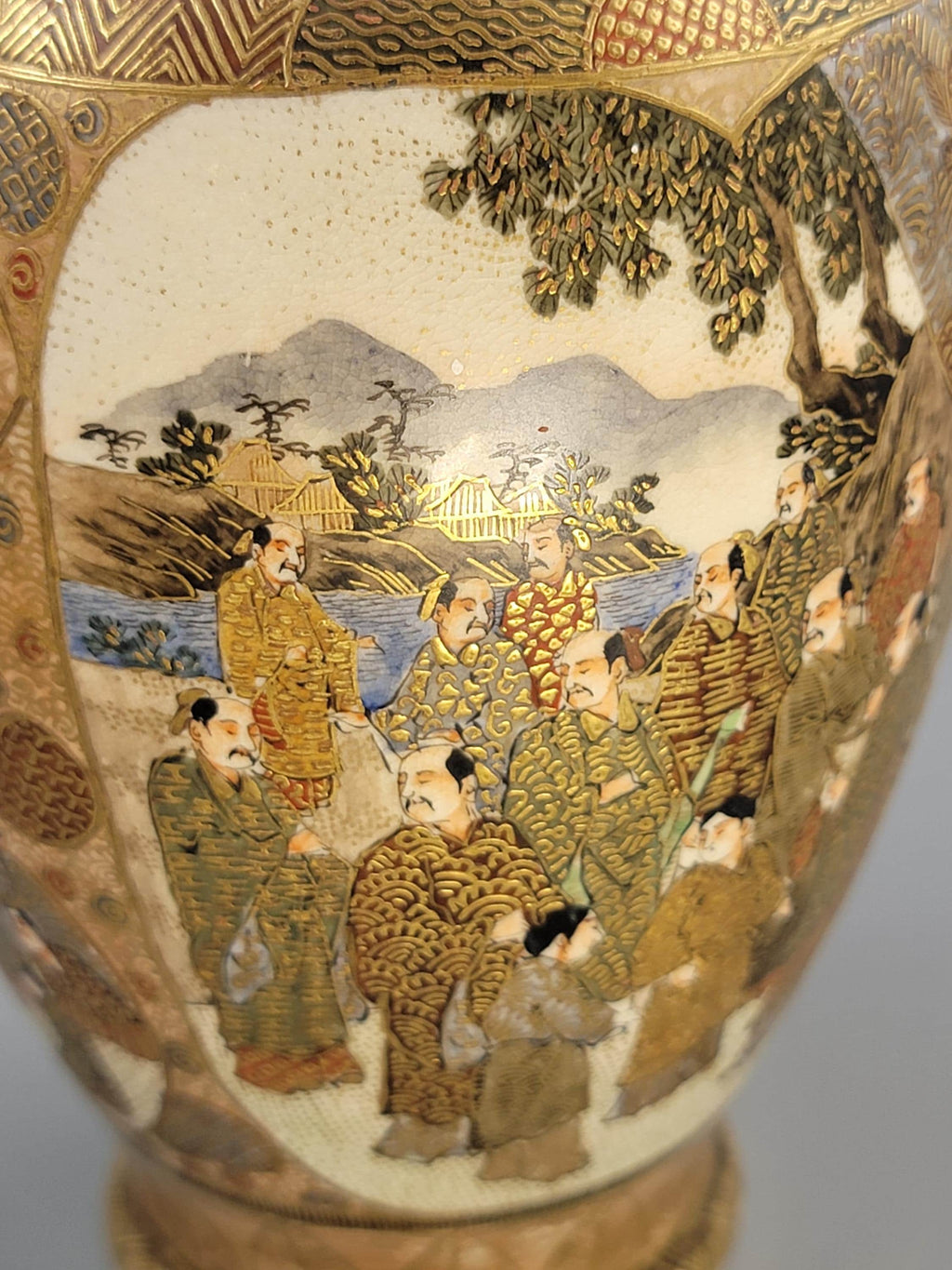 Antique Satsuma vase Meiji period by Gyokuzan, hand painted court figures, raised gilt moriage, Kyoto Japanese decorative pottery