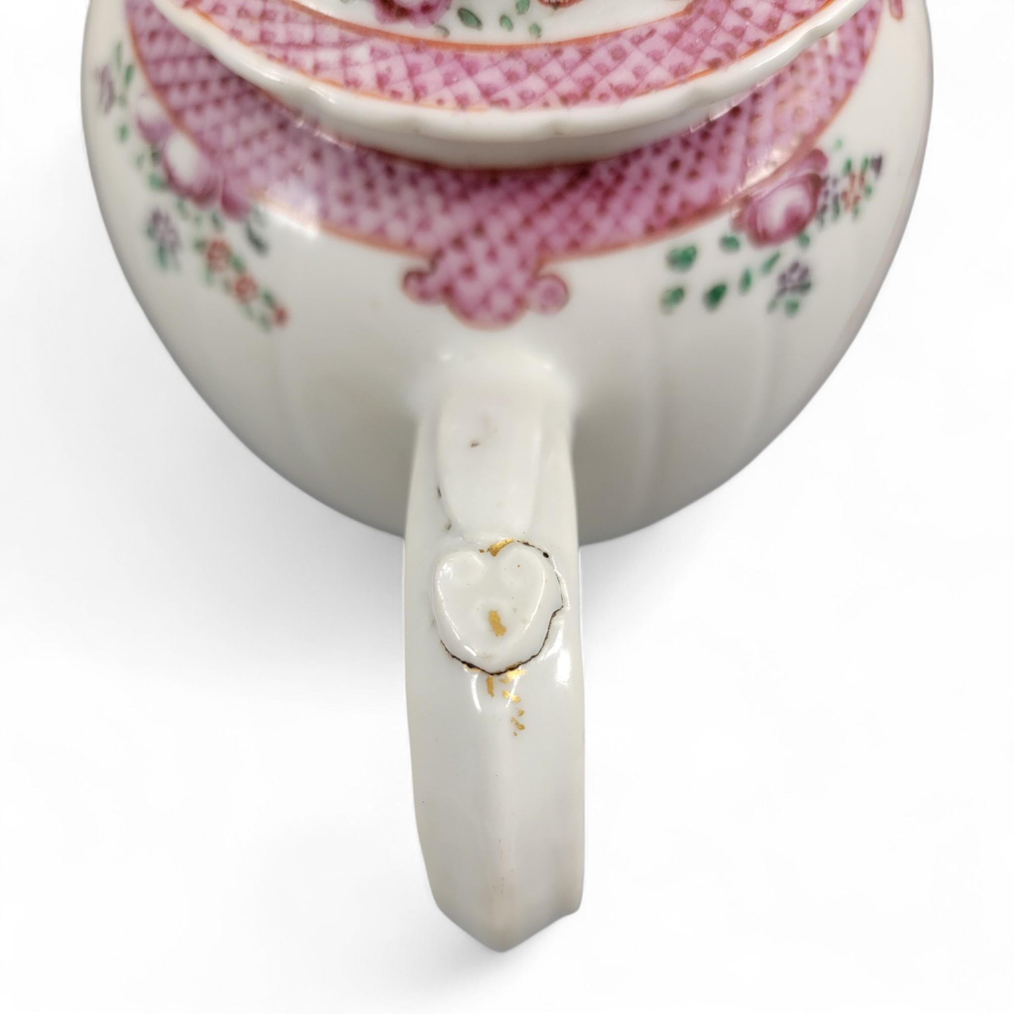 Antique Chinese export famille rose teapot, Qianlong period c.1740–60, floral rococo pink trellis, porcelain hand-painted tea ware