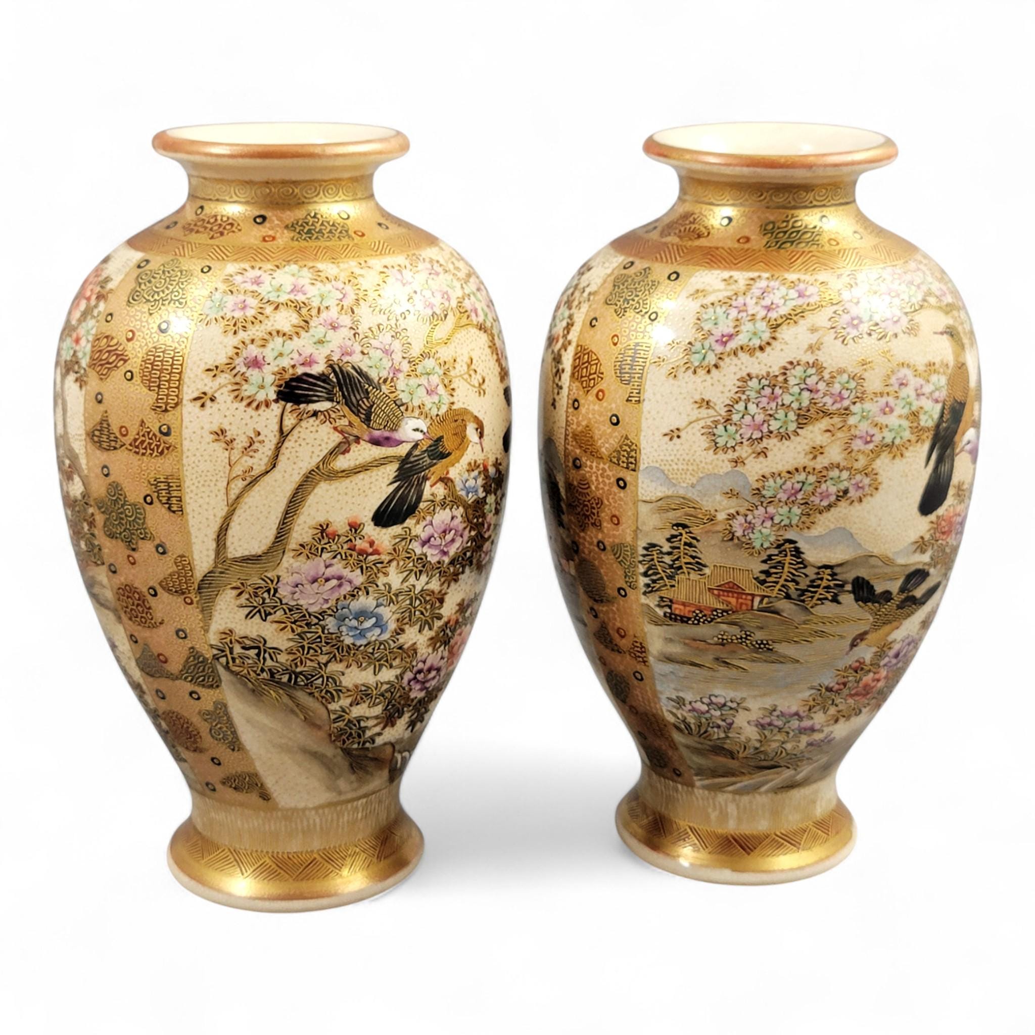 Pair Hododa (保土田造) Satsuma Vases, Shimazu Crest — Japan c. 1895–1915