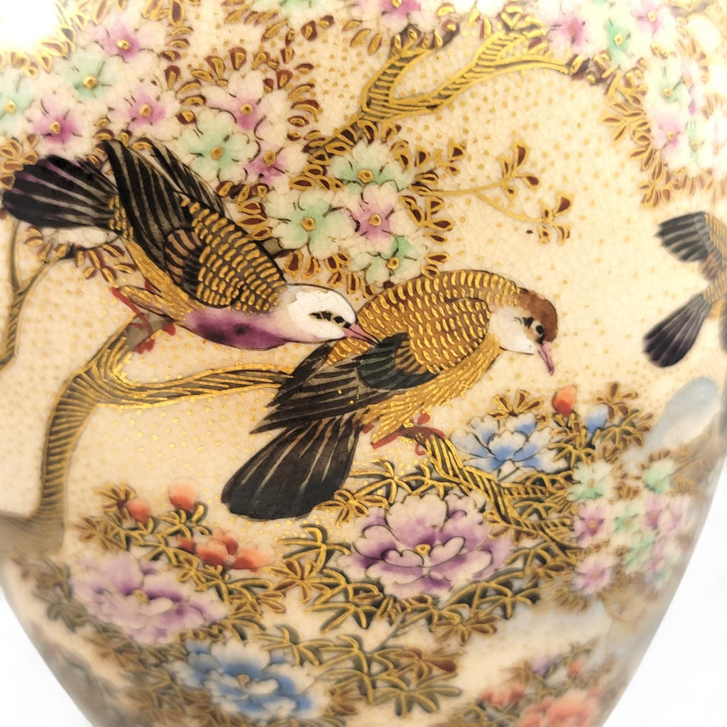 Pair Hododa (保土田造) Satsuma Vases, Shimazu Crest — Japan c. 1895–1915
