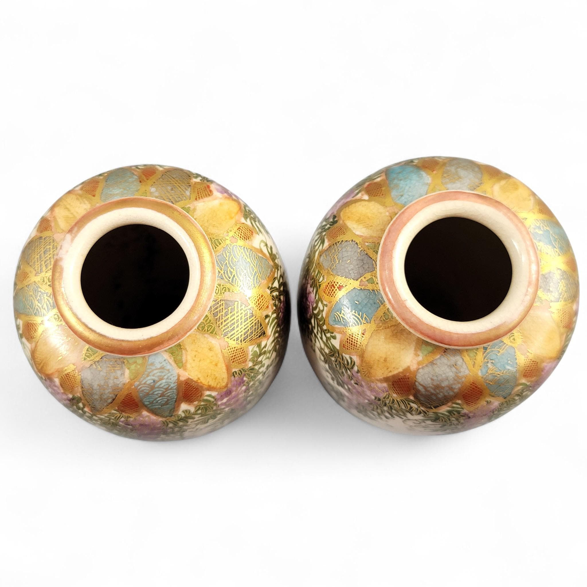 Pair of Kyoto Satsuma ‘Wisteria Garden’ Vases, Hakusan (白山), c. 1890–1915
