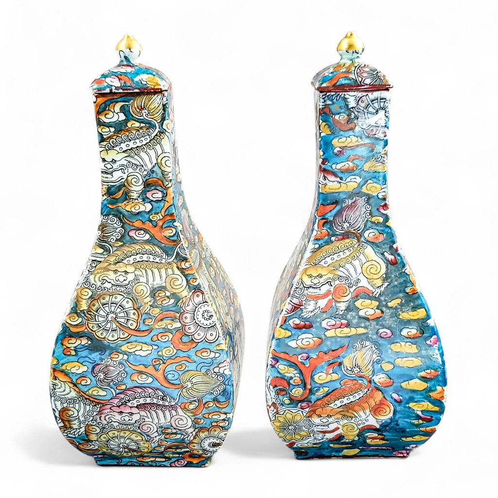 Pair of Mason’s Ironstone “Bandana” Pattern Lidded Jars, c.1810–1815, Rare
