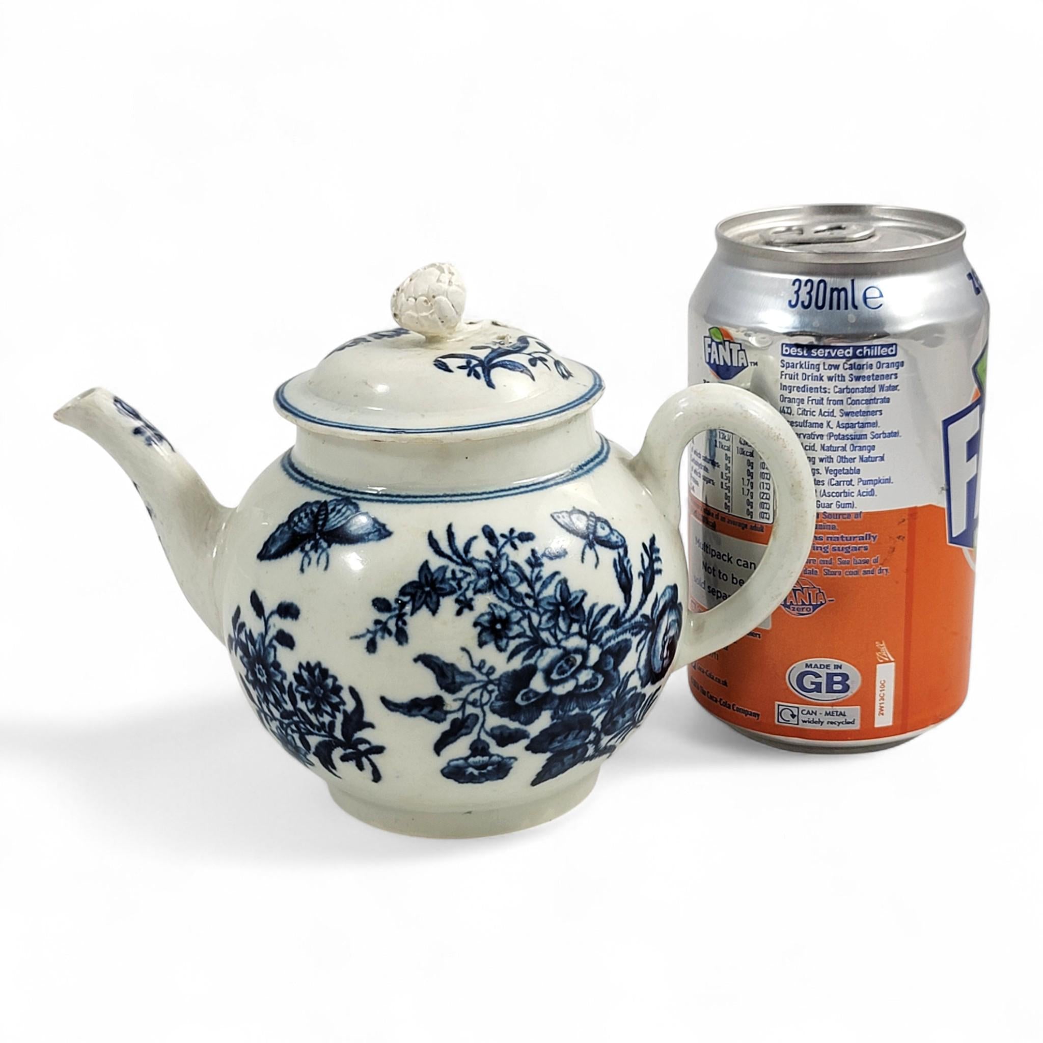 First Period Worcester Porcelain Teapot, Fence Pattern, c.1760, Blue Crescent Mark