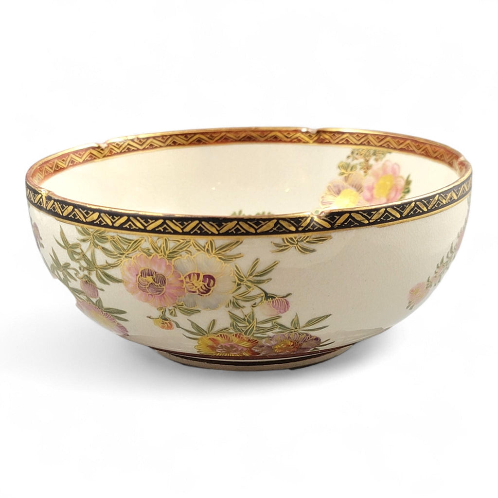 Meiji Japanese Satsuma floral bowl by Nikko, Shimazu crest c.1890–1910