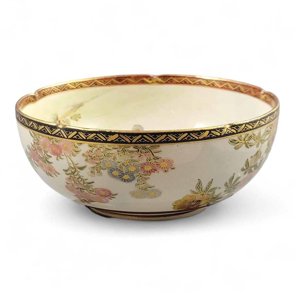 Meiji Japanese Satsuma floral bowl by Nikko, Shimazu crest c.1890–1910