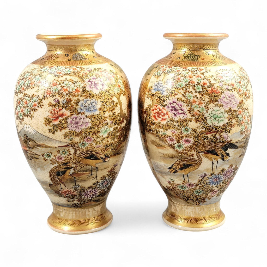 Pair Hododa (保土田造) Satsuma Vases, Shimazu Crest — Japan c. 1895–1915