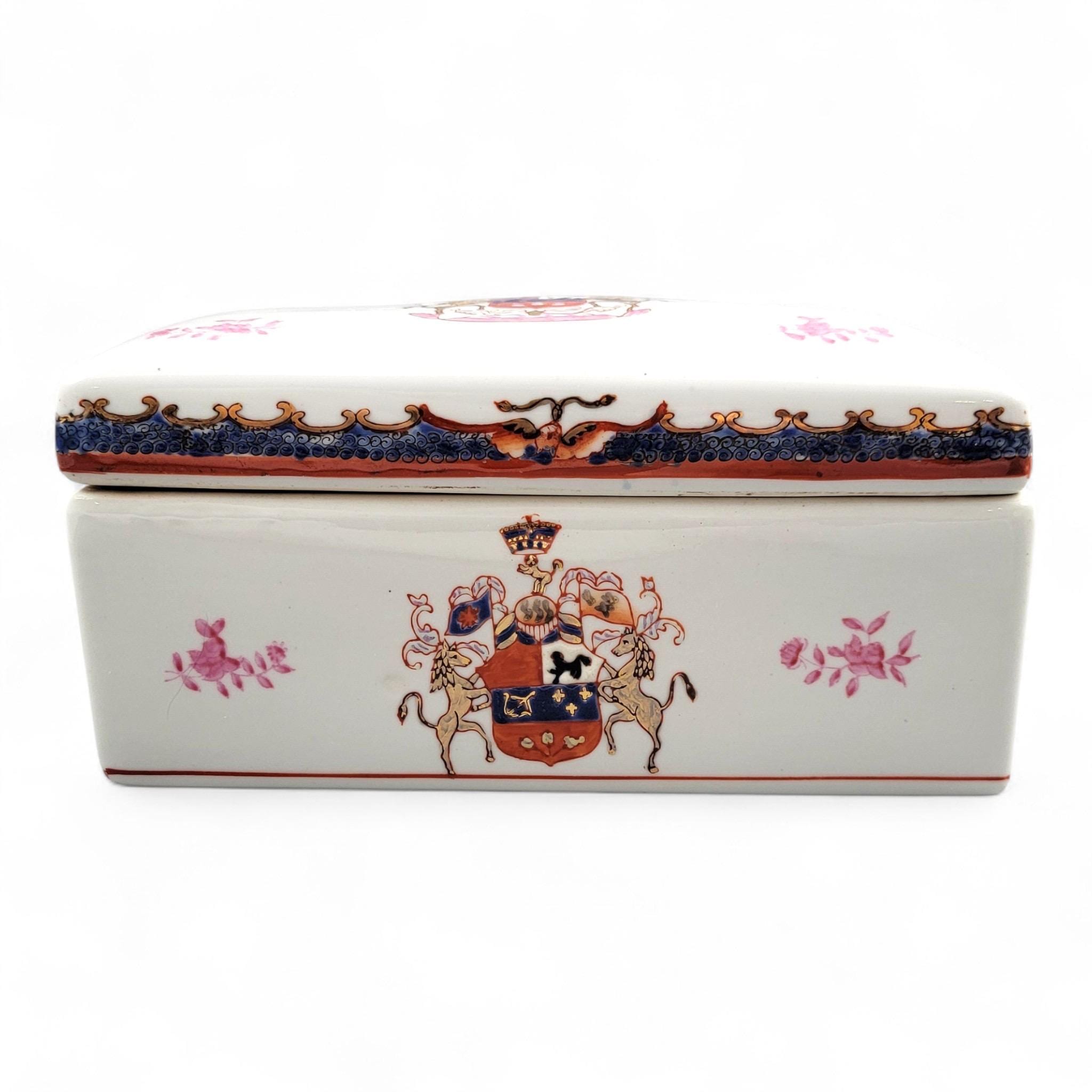 Hong Kong Famille-Rose Armorial Porcelain Boxes, Matching Pair, 20th Century