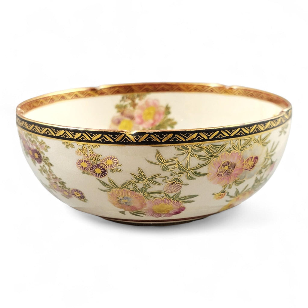 Meiji Japanese Satsuma floral bowl by Nikko, Shimazu crest c.1890–1910