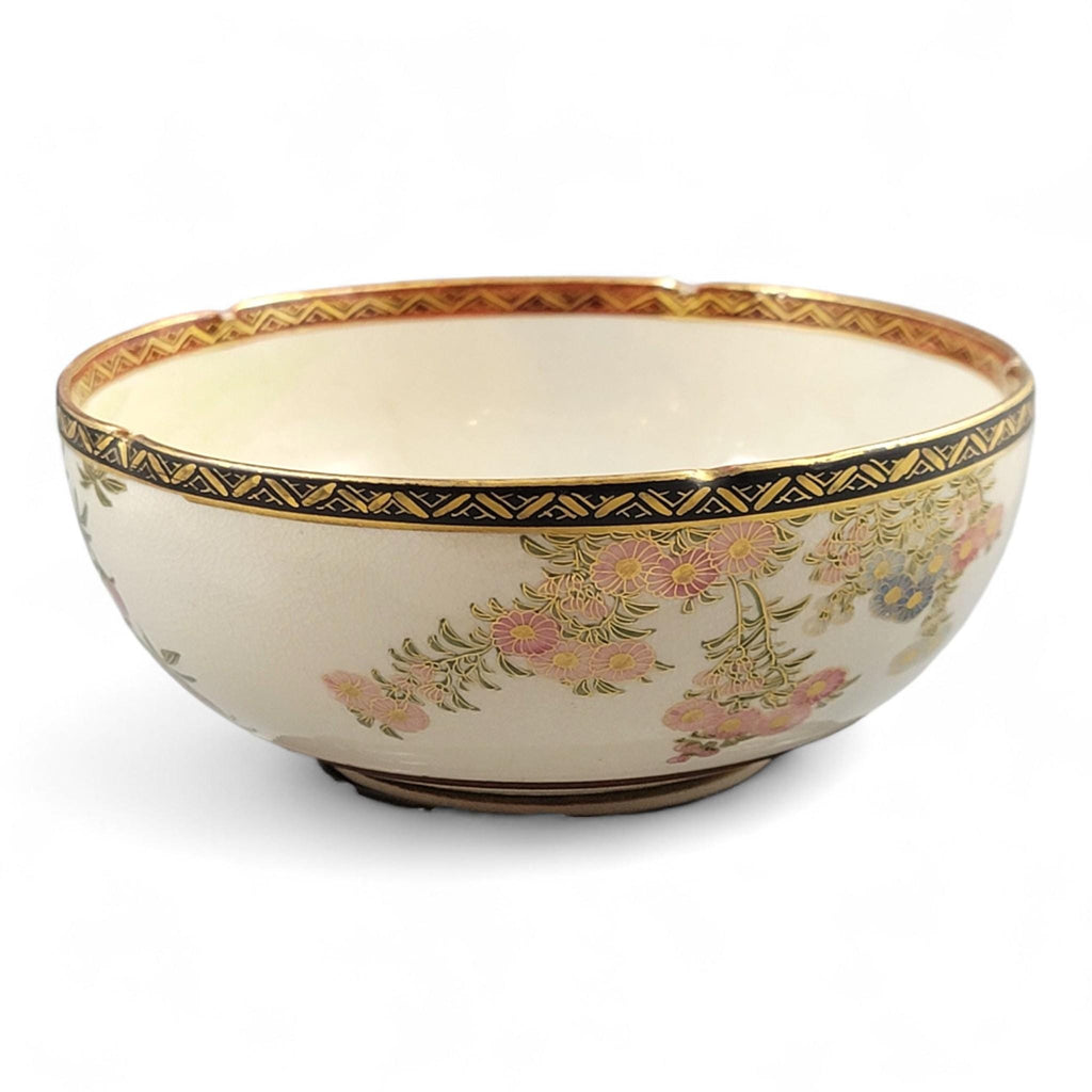 Meiji Japanese Satsuma floral bowl by Nikko, Shimazu crest c.1890–1910