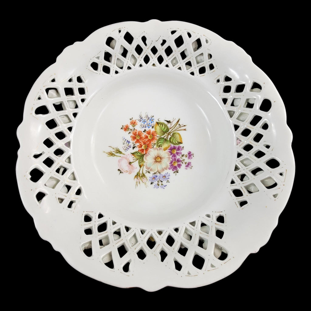 Large Schierholz Plaue floral centrepiece with putti, Dresden style porcelain, c.1907