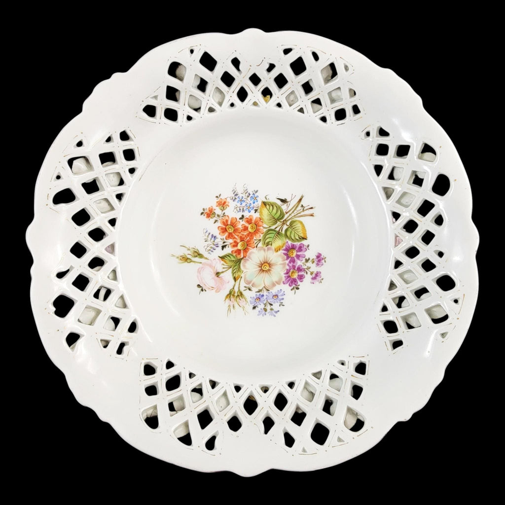 Large Schierholz Plaue floral centrepiece with putti, Dresden style porcelain, c.1907