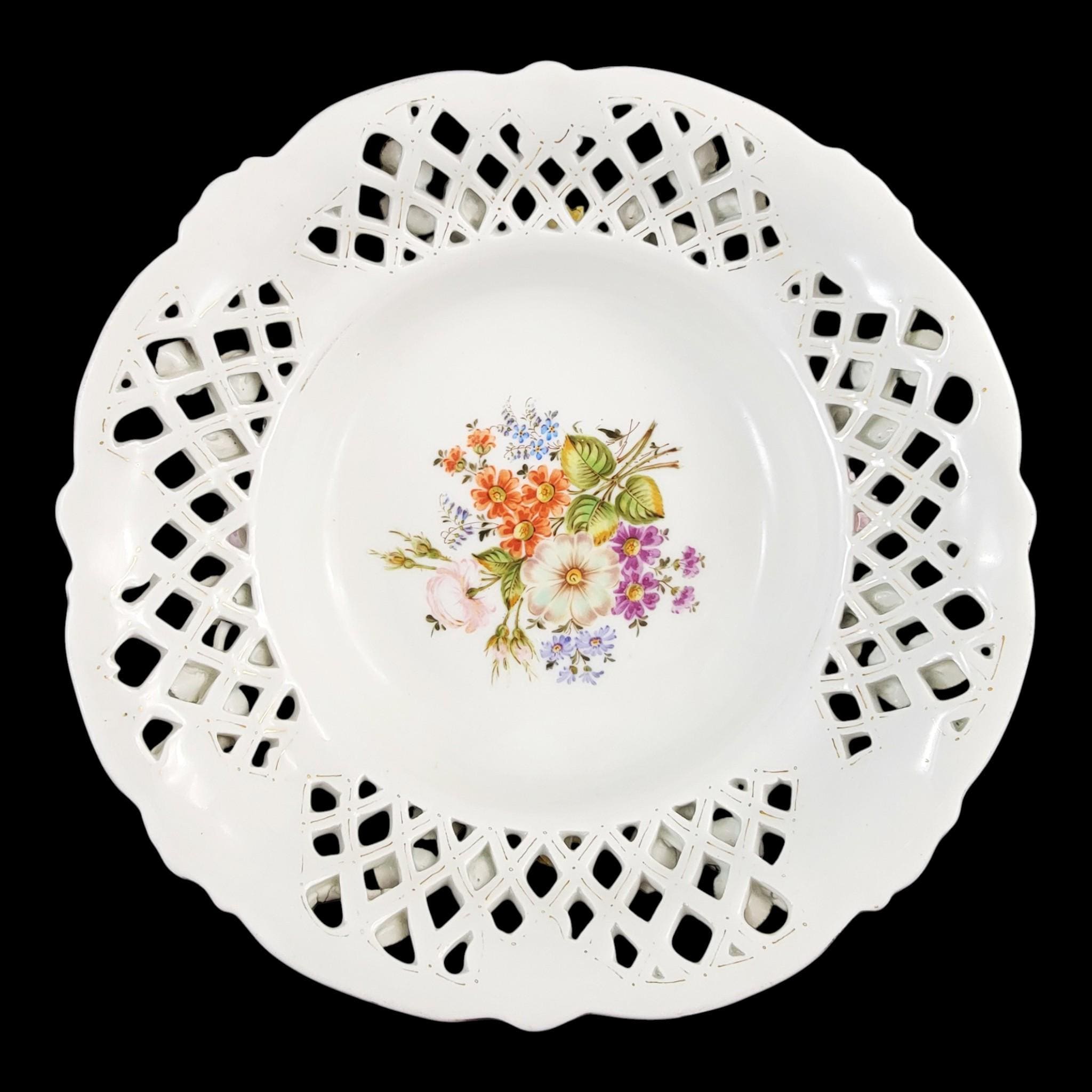 Large Schierholz Plaue floral centrepiece with putti, Dresden style porcelain, c.1907