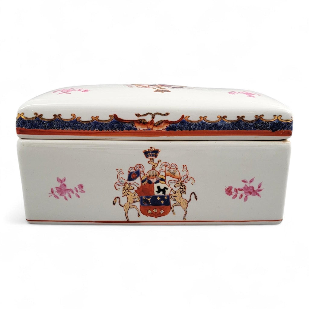 Hong Kong Famille-Rose Armorial Porcelain Boxes, Matching Pair, 20th Century