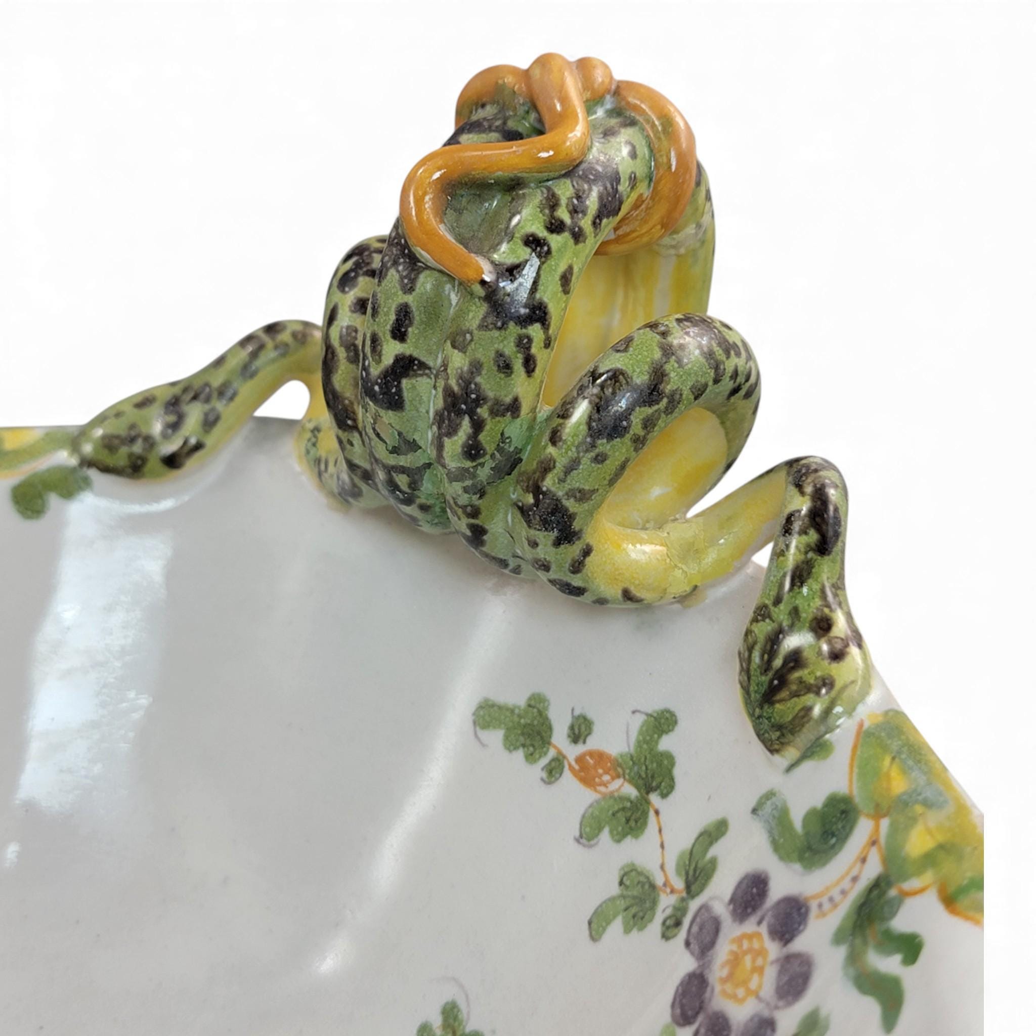 Ulisse Cantagalli majolica vase c.1880, serpent handles, Florentine Renaissance revival