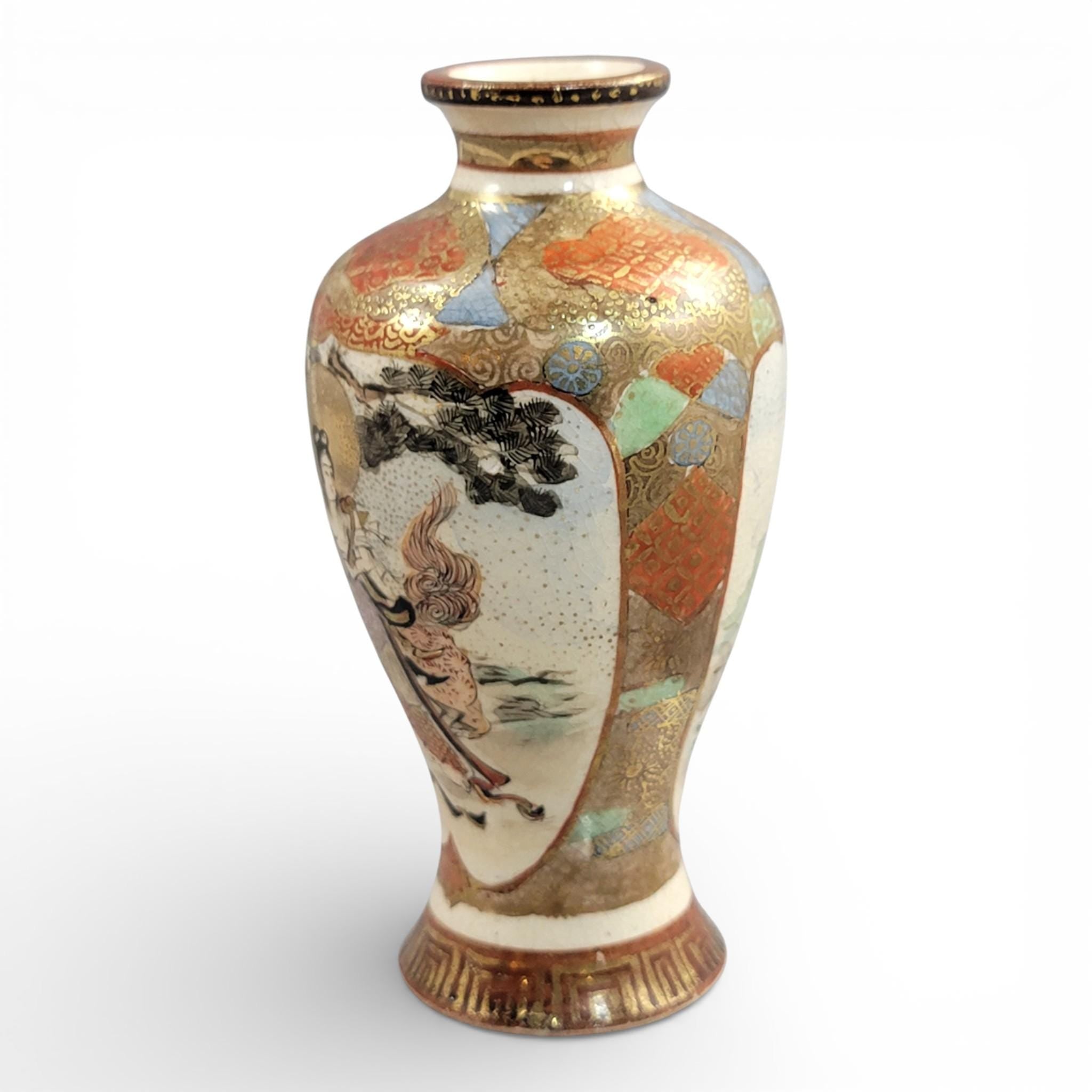 Miniature Meiji Japanese Satsuma Vase Signed Chosei, Gilded Detail