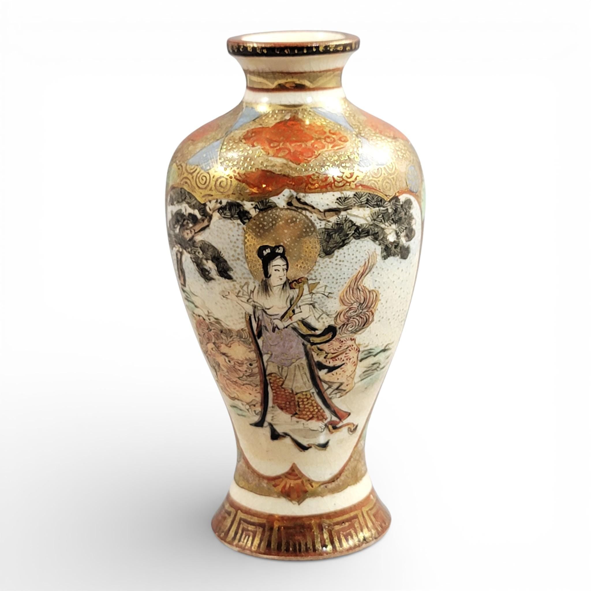 Miniature Meiji Japanese Satsuma Vase Signed Chosei, Gilded Detail