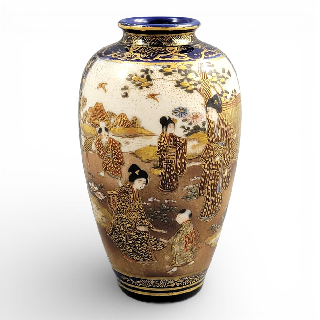 Master Quality Meiji Satsuma Vase, Kinkozan Circle, c.1890