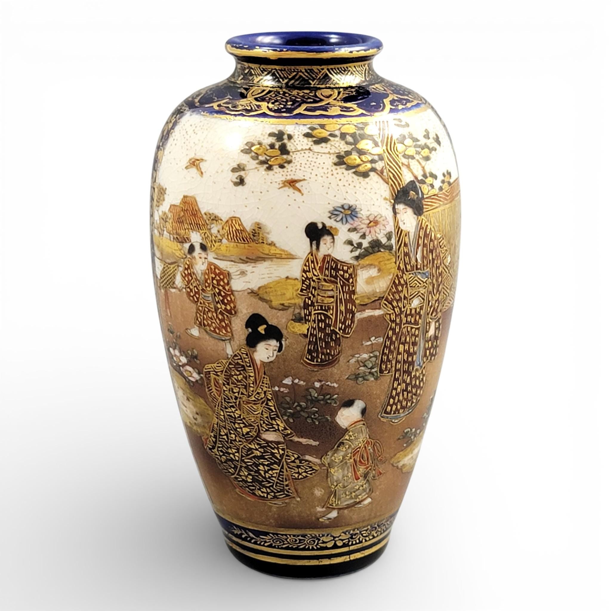 Master Quality Meiji Satsuma Vase, Kinkozan Circle, c.1890
