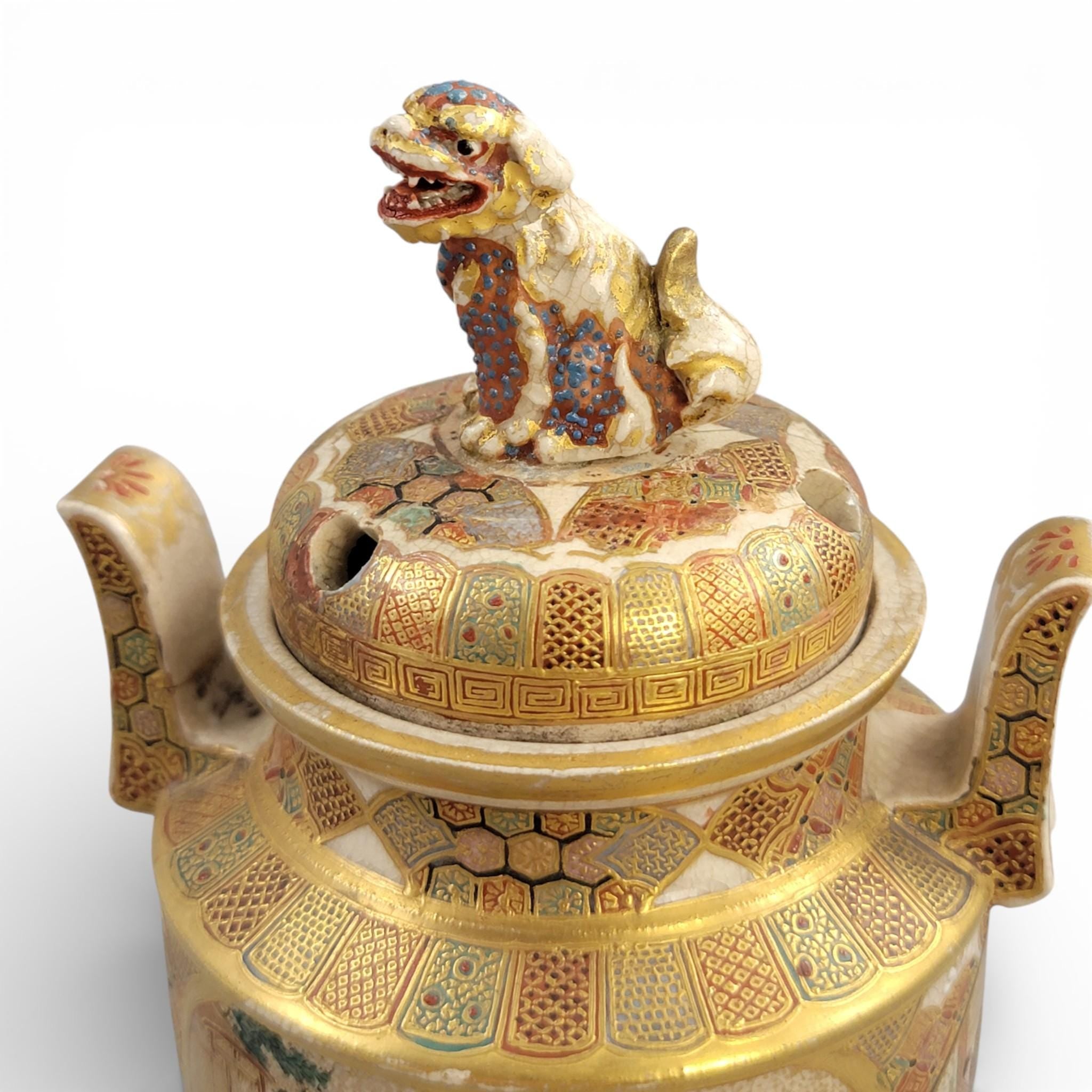 Signed Meiji Period Satsuma Koro by Shunzan with Shi-Shi Finial