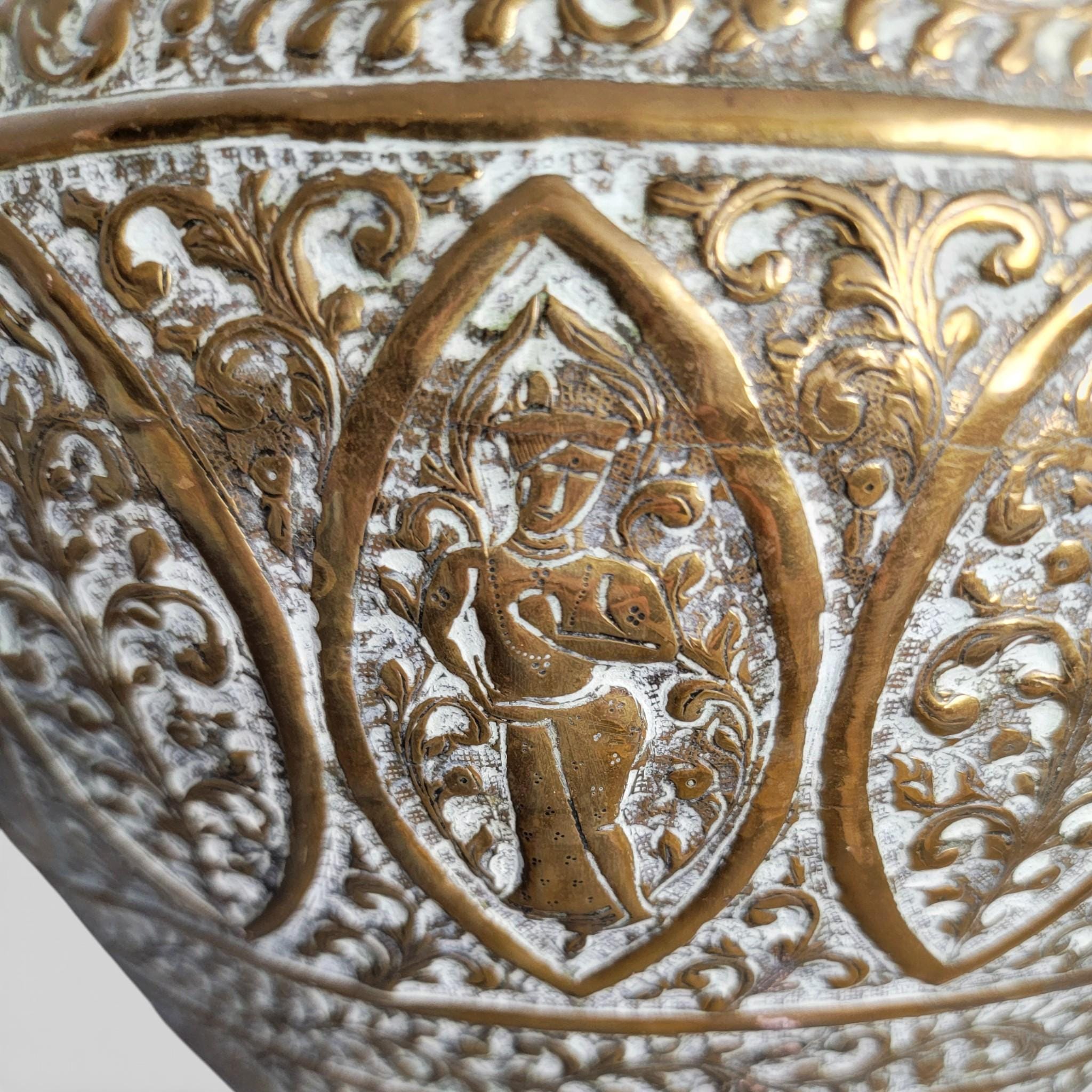 Large Indian Raj Period Hand-Engraved Brass Jardinière, c.1870–1890