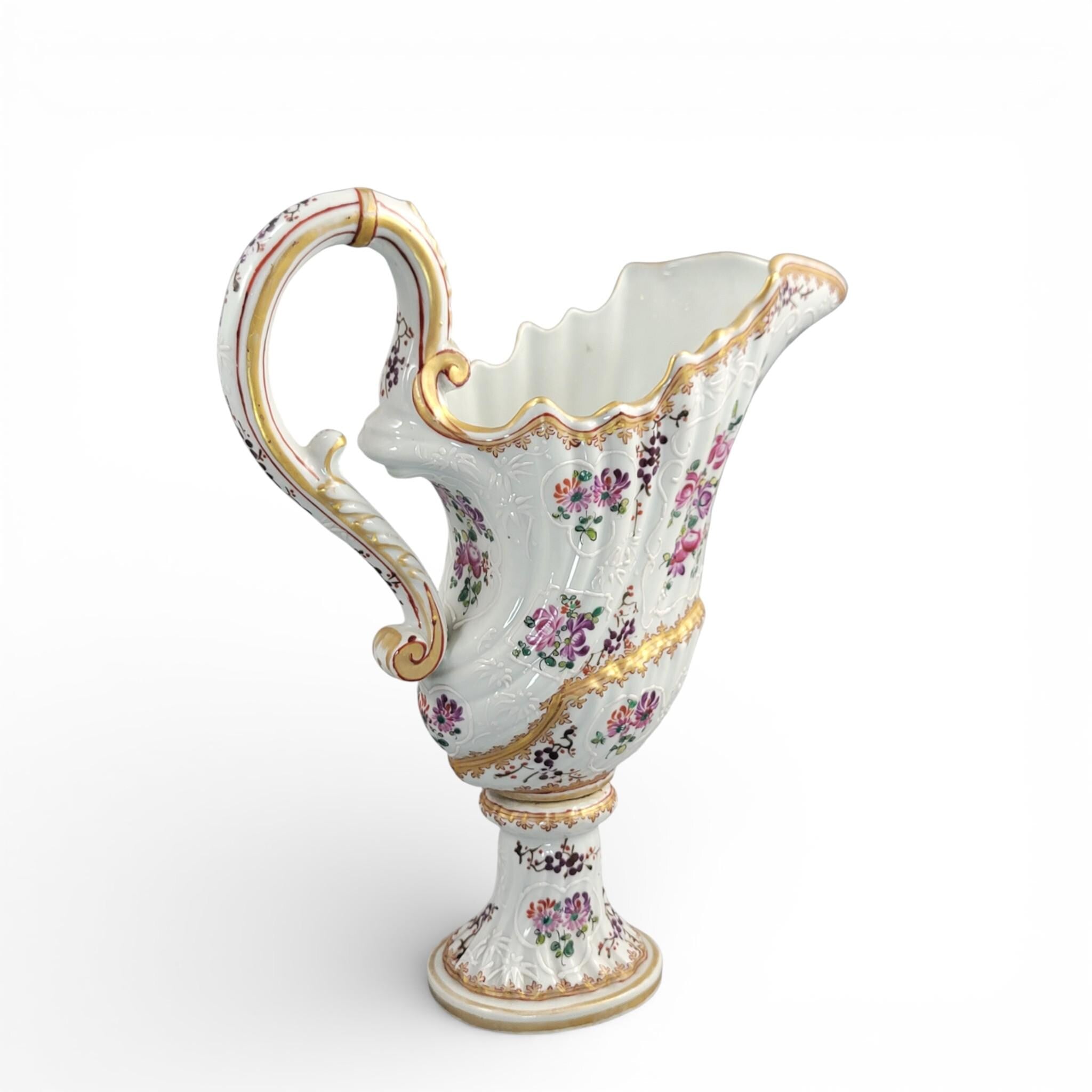Samson Armorial Porcelain Ewer, Helm-Shaped, Paris, late 19th century