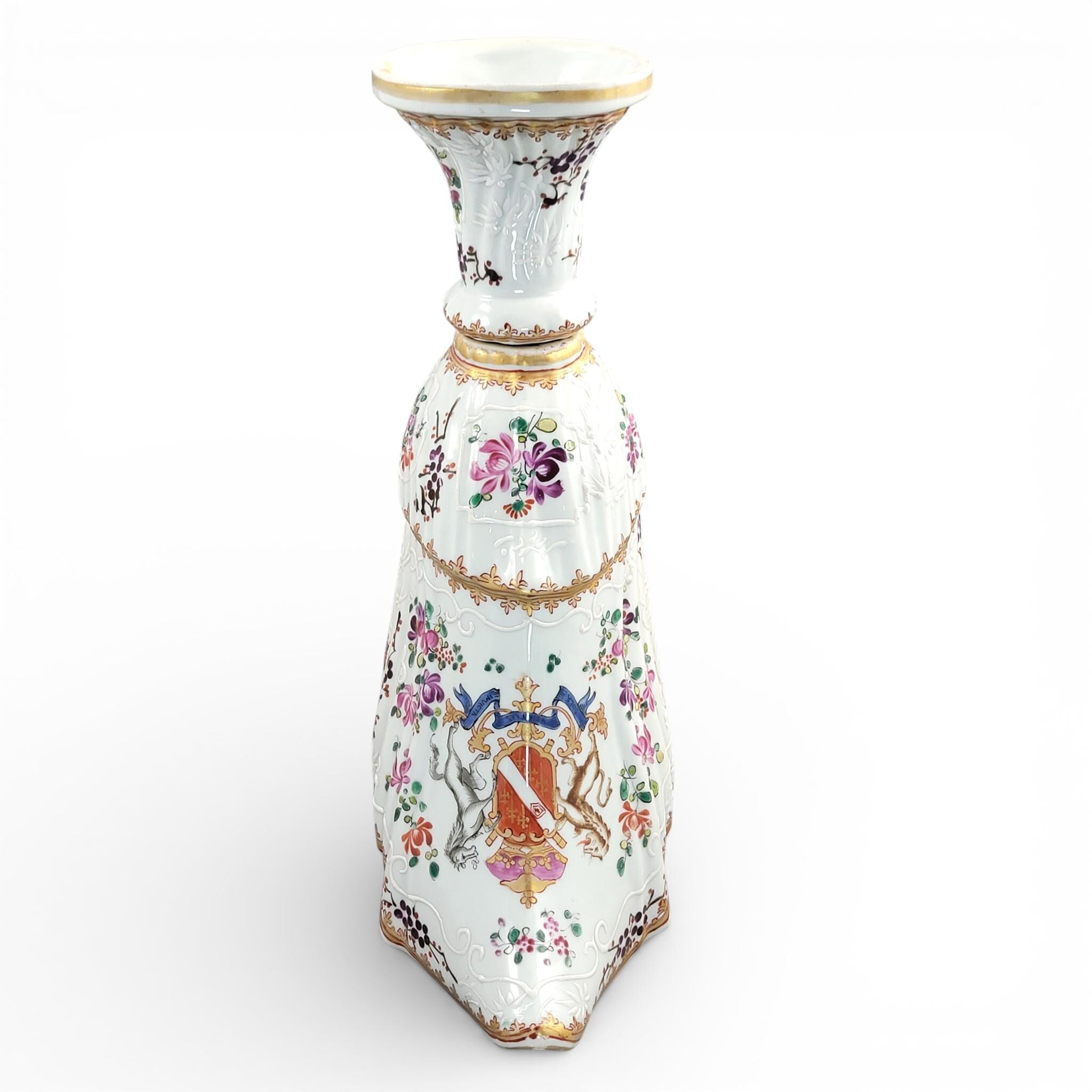 Samson Armorial Porcelain Ewer, Helm-Shaped, Paris, late 19th century