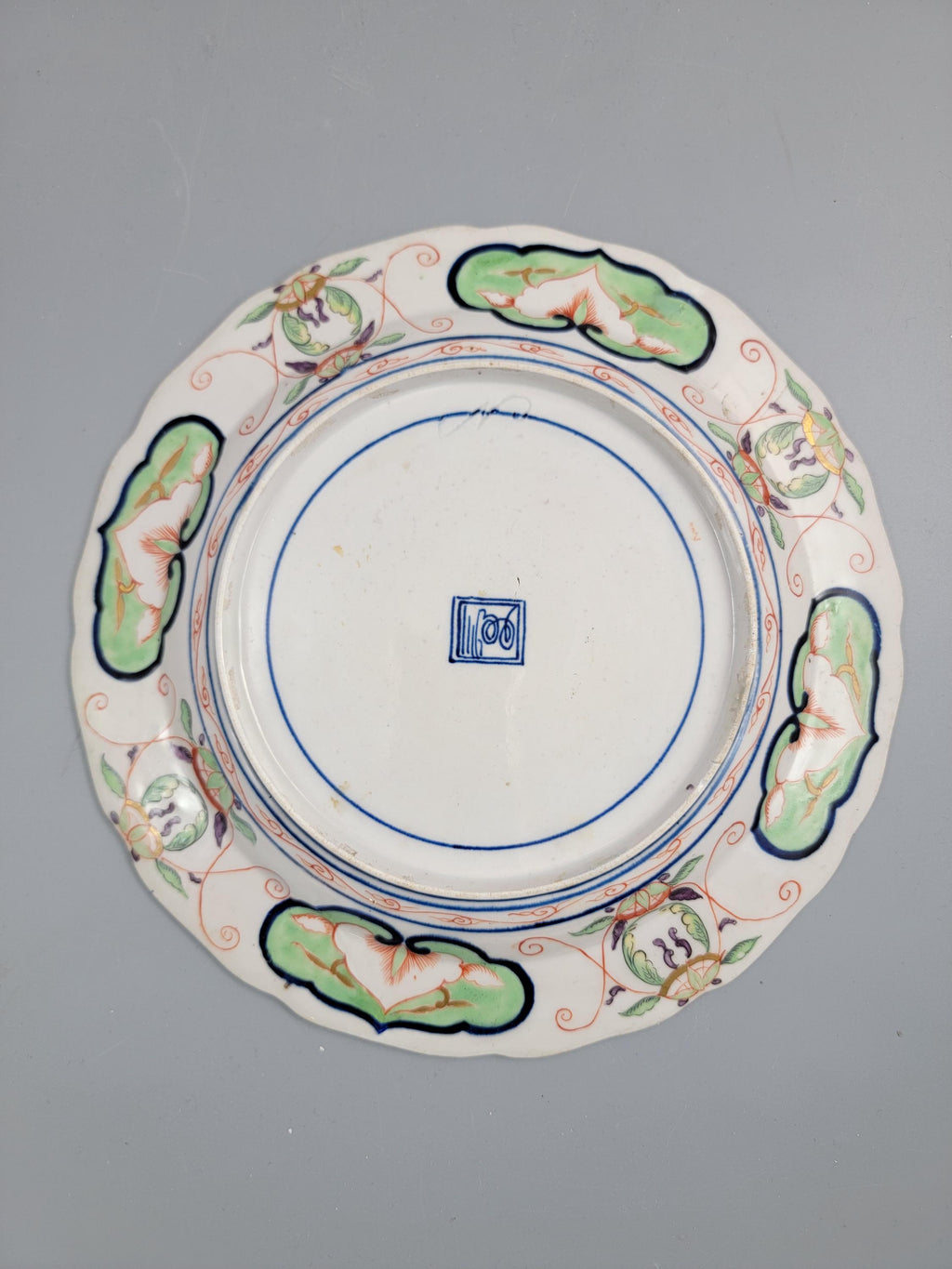 Rare Pair of Derby Porcelain Plates, Kylin Pattern, c. 1790