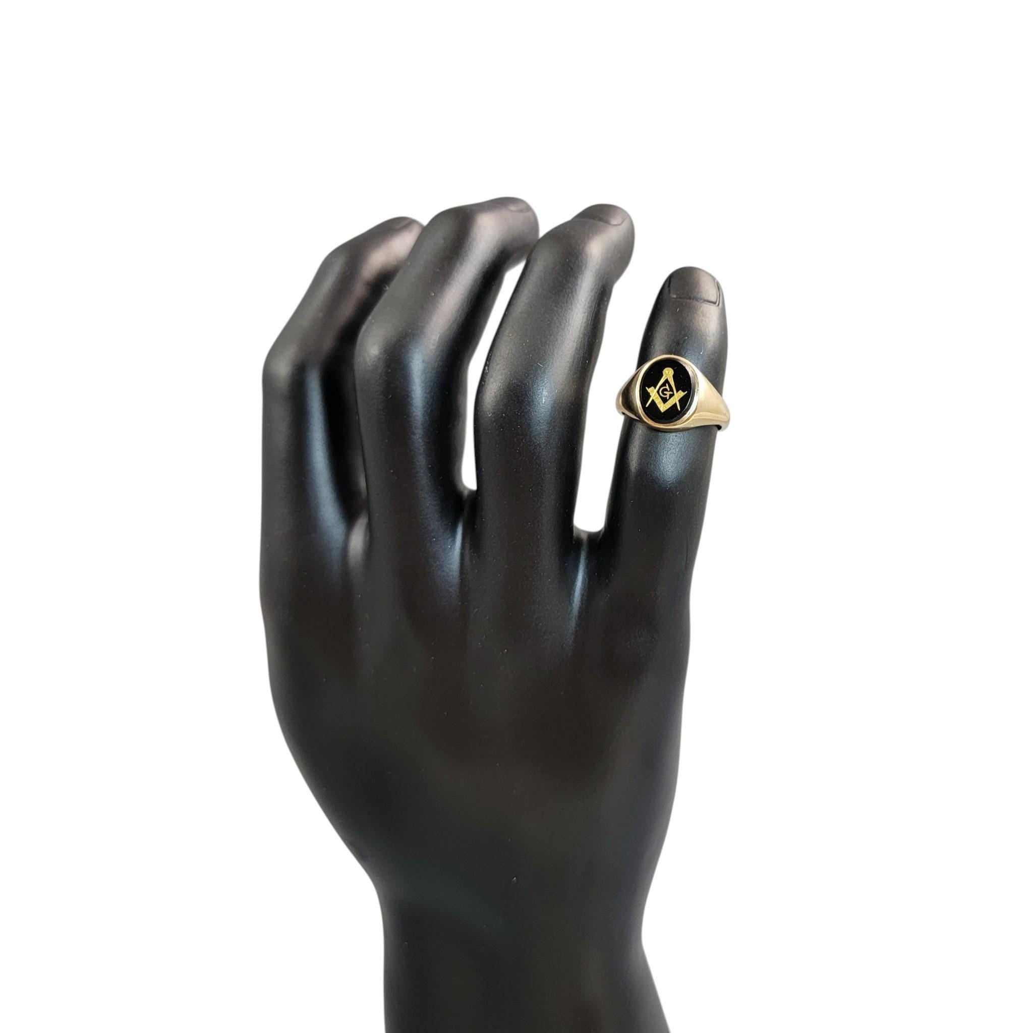 Vintage Masonic Gold Signet Ring with Onyx, Birmingham 1976