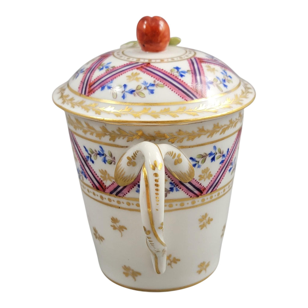 Manufacture de la Reine Trembleuse Chocolate Cup and Saucer, Paris c.1780–1800