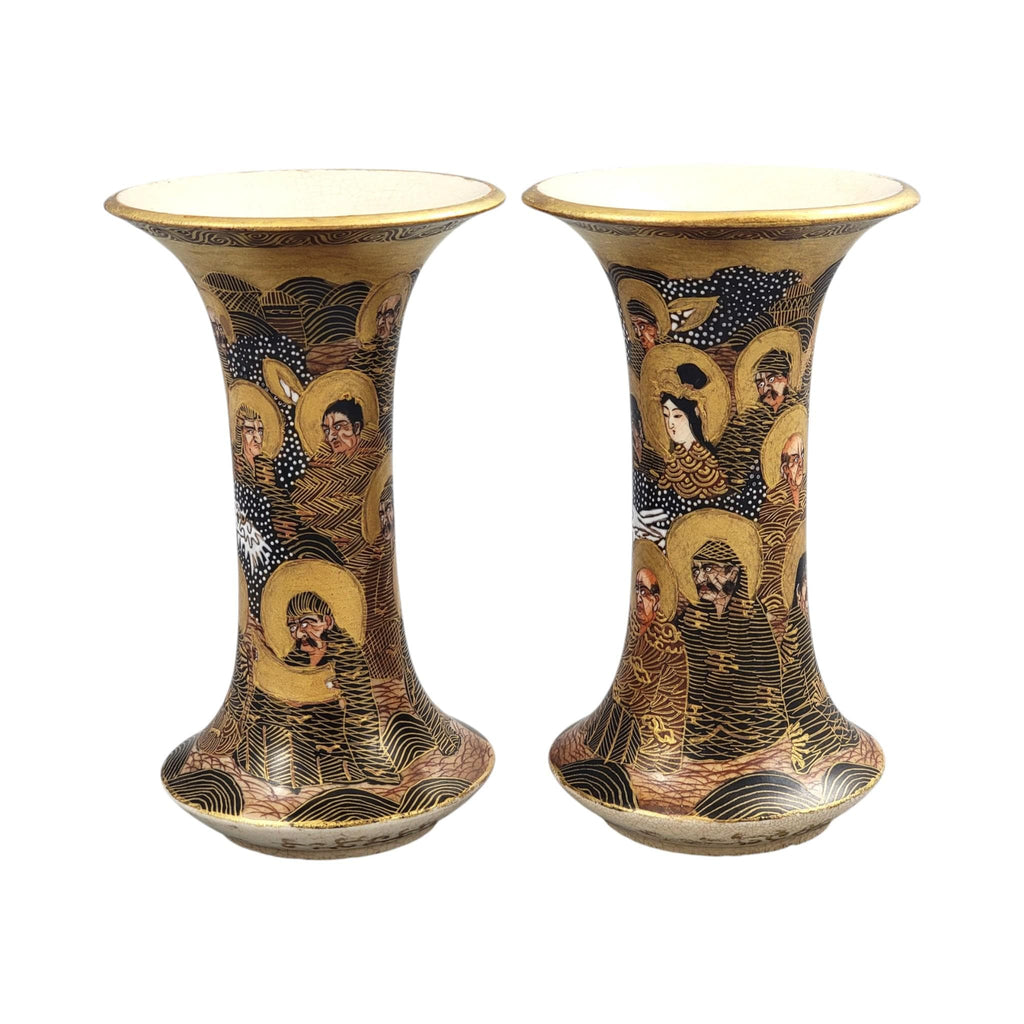 Pair of Japanese Satsuma Hododa vases with Rakan, dragon and moriage, Meiji period