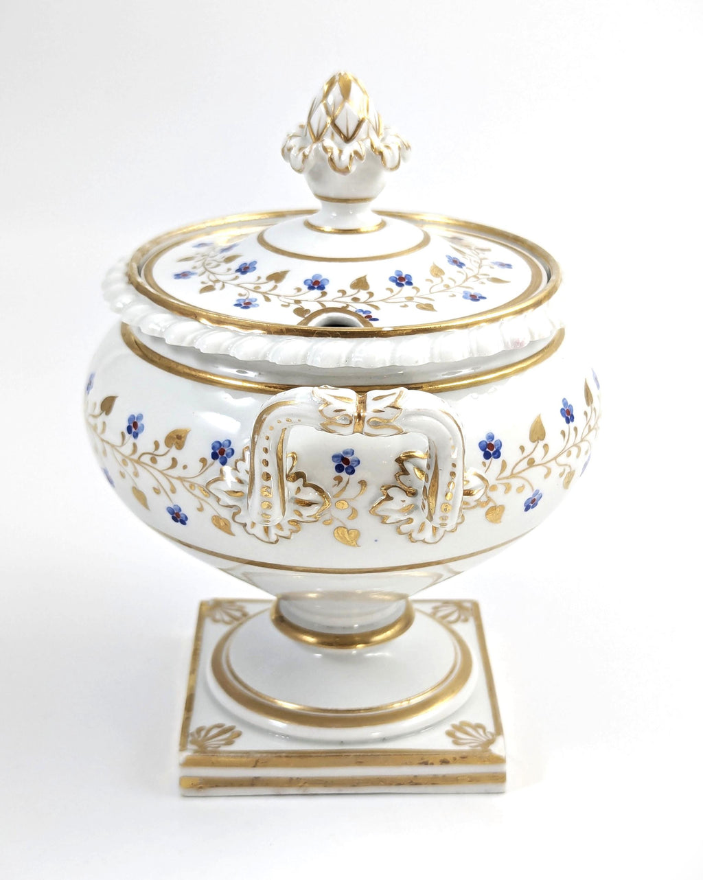Worcester porcelain covered sauce tureen flight barr barr c.1820