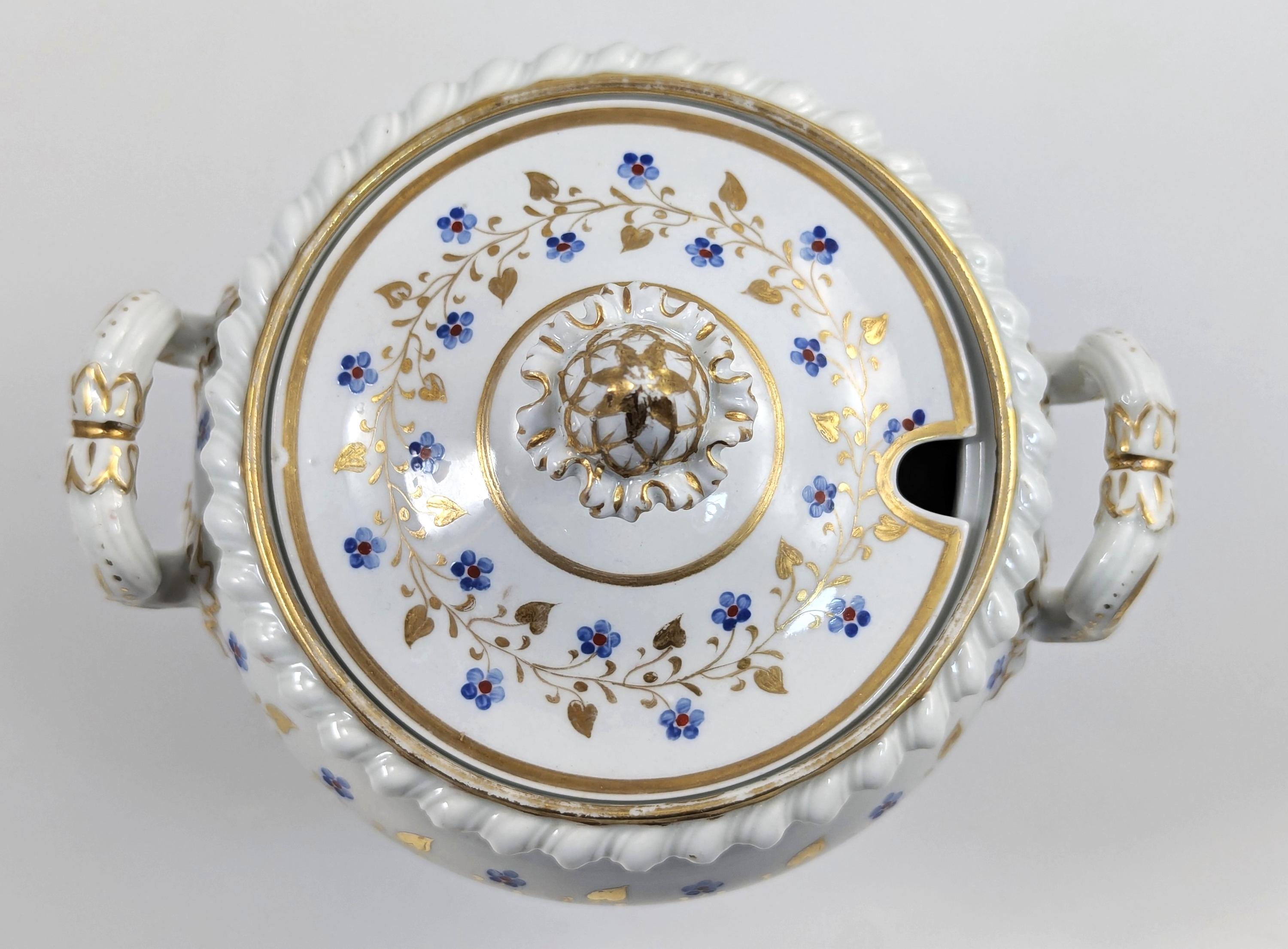 Worcester porcelain covered sauce tureen flight barr barr c.1820