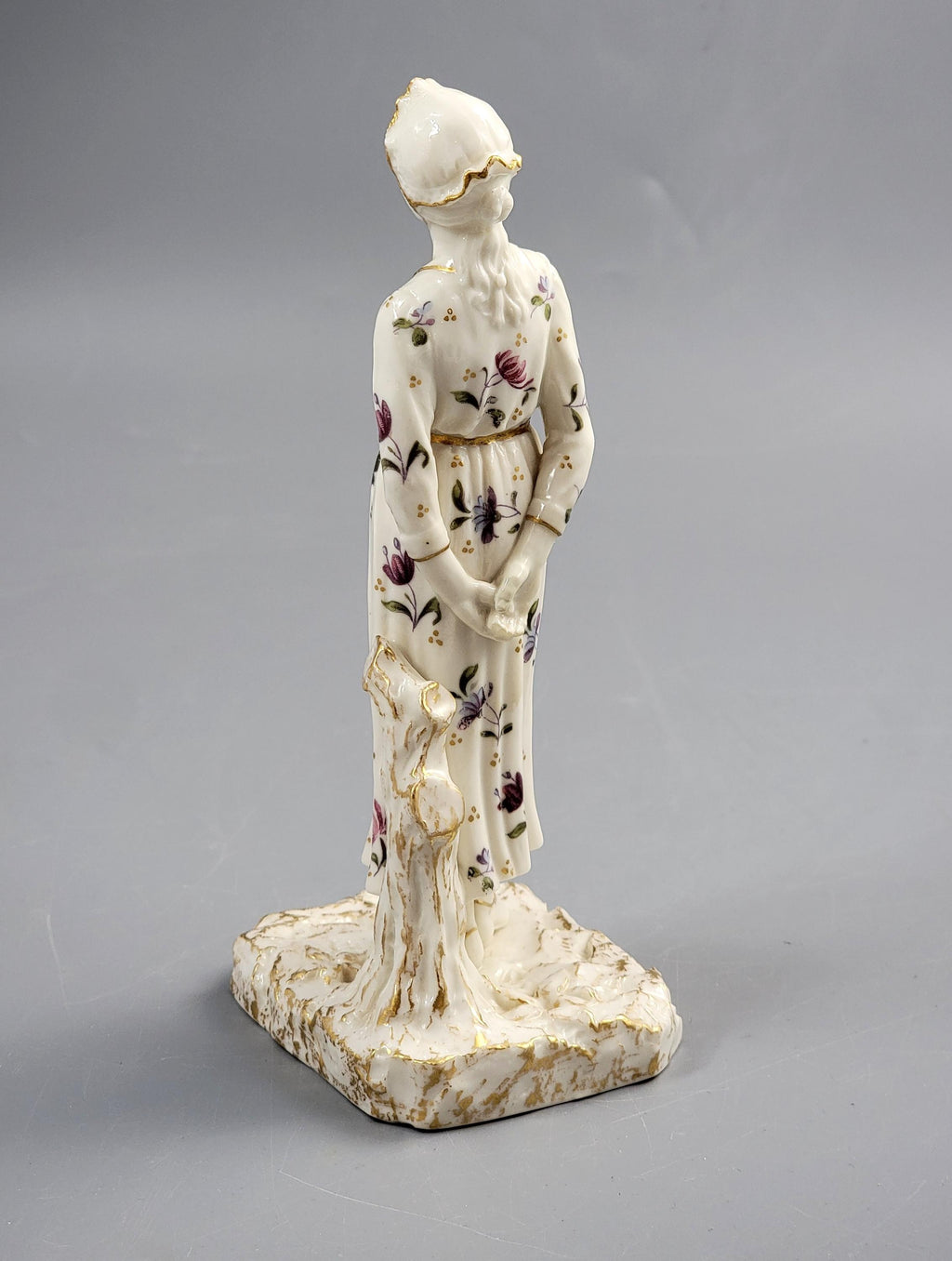 Royal Worcester bonneted woman figure c.1920