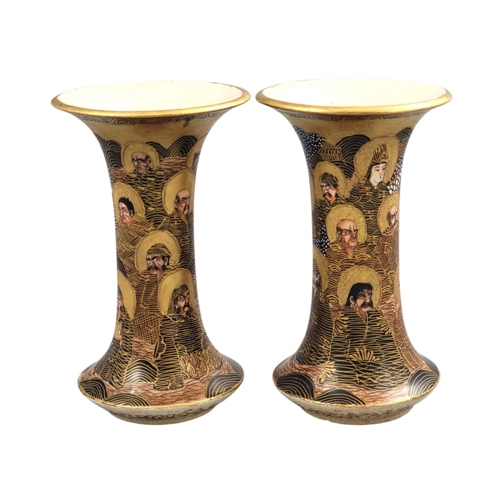 Pair of Japanese Satsuma Hododa vases with Rakan, dragon and moriage, Meiji period