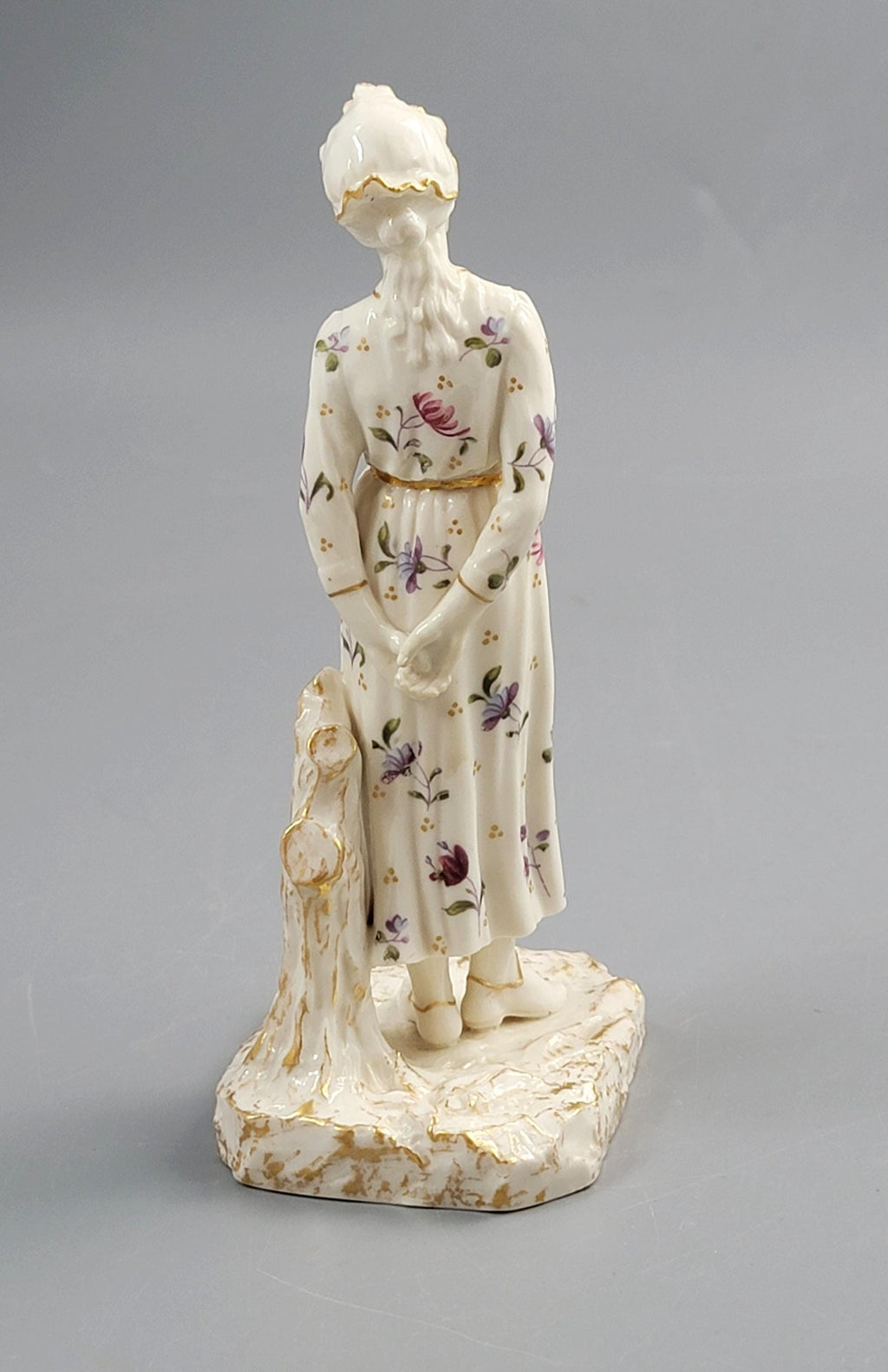 Royal Worcester bonneted woman figure c.1920