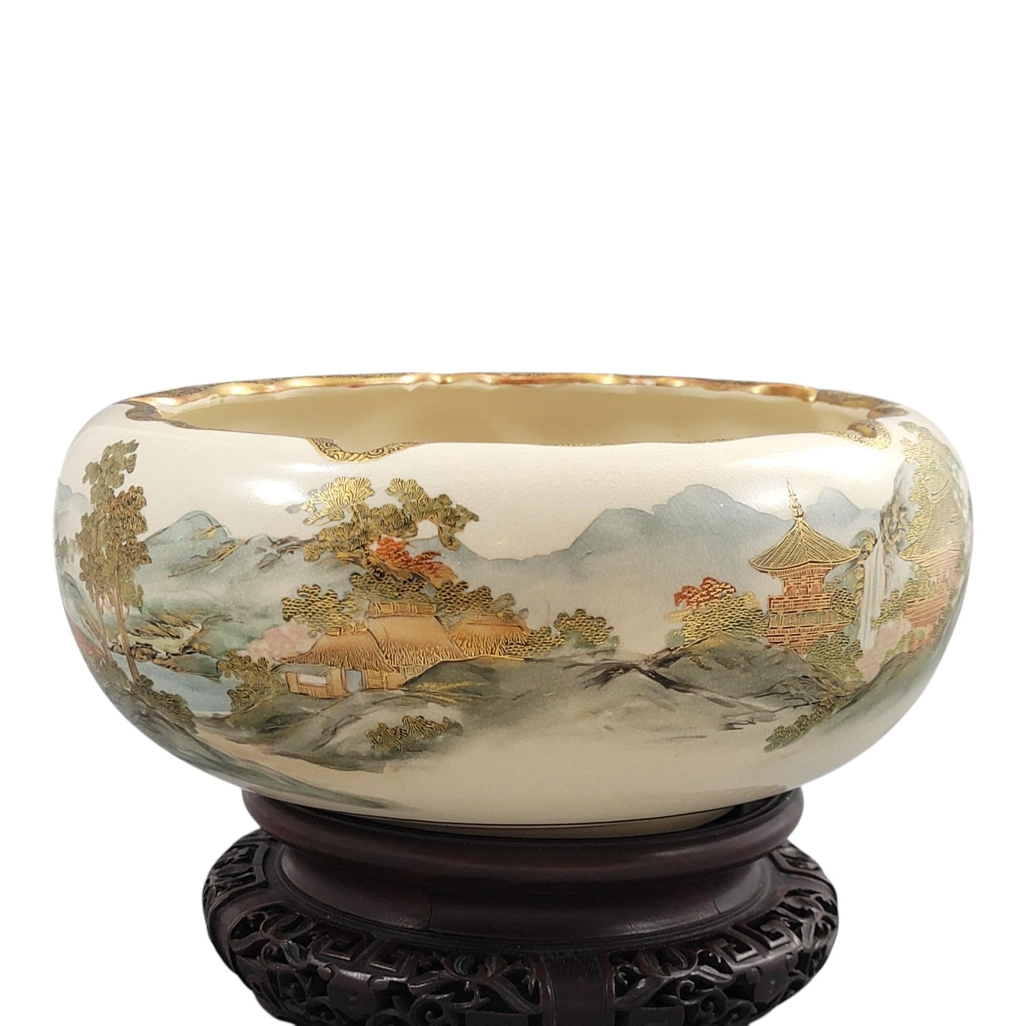 Large signed Satsuma bowl by renowned master Shizan Meiji Japanese centerpiece