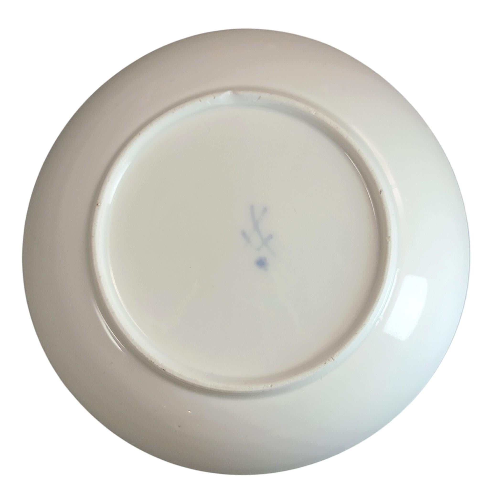 Rare Meissen Marcolini saucer blue ribbon border c. 1774–1814