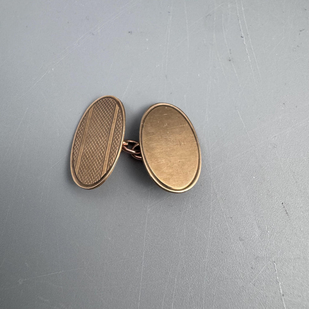 Pair of 9ct Gold Oval Chain-Link Cufflinks by Steele & Dolphin, Birmingham 1984, in the Edwardian Taste, Cased