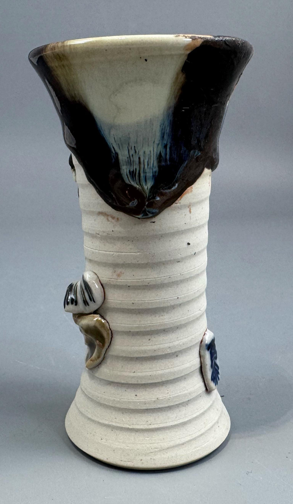 Sumida Gawa Stoneware Vase with Applied Rakan Figure, Signed Ryōsai, Meiji–Taishō Period