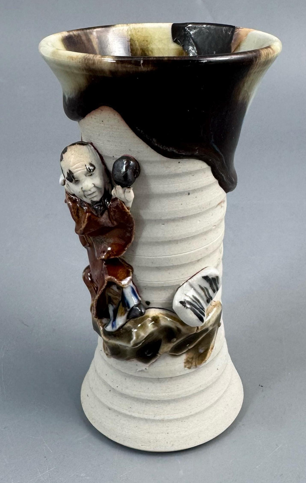 Sumida Gawa Stoneware Vase with Applied Rakan Figure, Signed Ryōsai, Meiji–Taishō Period